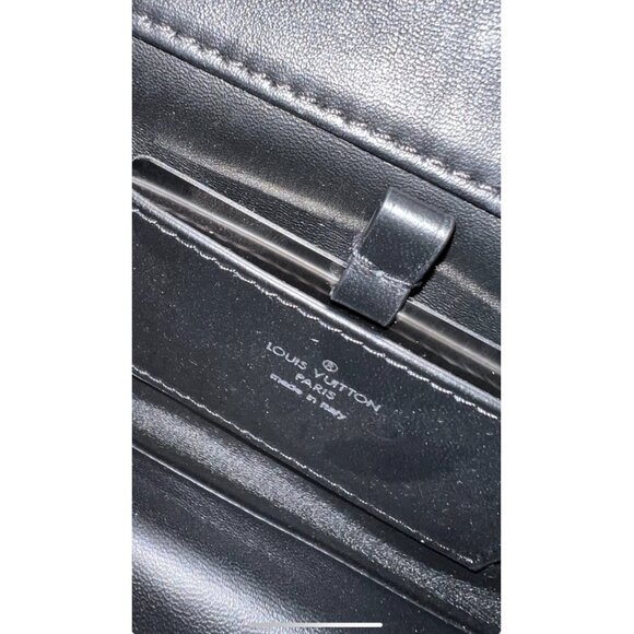 Louis Vuitton Bag - Picture 6 of 10